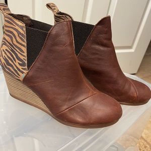 Toms Women's Brown Leather Wedge Ankle Booties with Leopard Accents